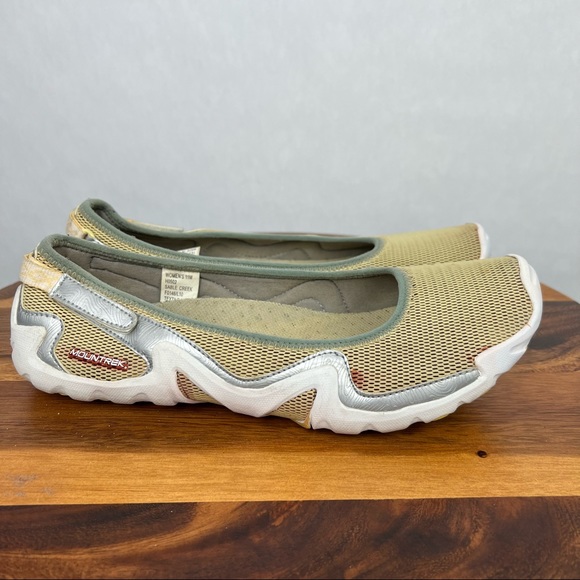 Mountrek Yellow Metallic Silver Slip On Women's Shoes Size 11 - Picture 9 of 11